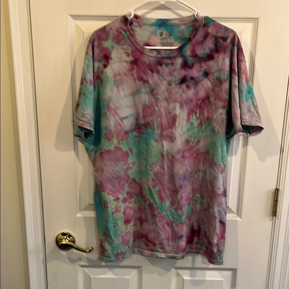 Colorful Tie-Dye T-Shirt size XL